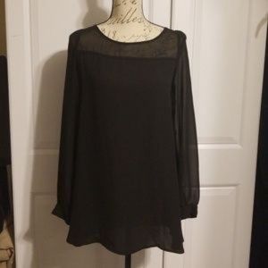 NWOT Decree Long Button back Black blouse